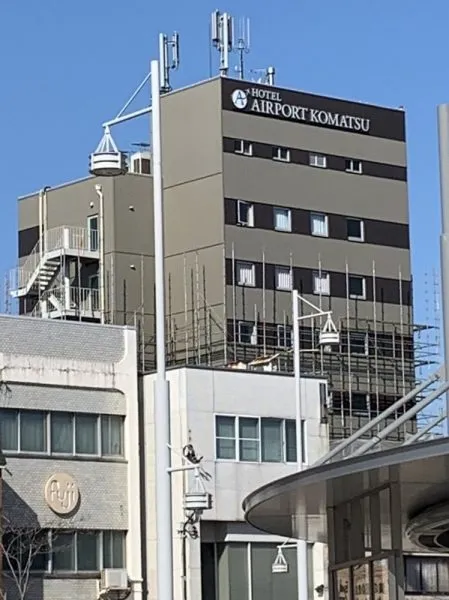 【石川県小松市】ホテル外壁修繕のリフォームを行いました。